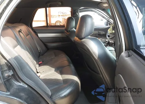 2003 Mercury Marauder from USA, damaged, VIN 2MEHM75V03X616869